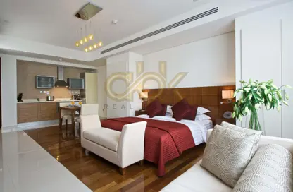 Room / Bedroom image for: Apartment - 1 Bathroom for rent in Corniche Road - Corniche Road - Doha, Image 1