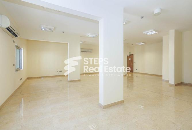 981474 - Property Image 3