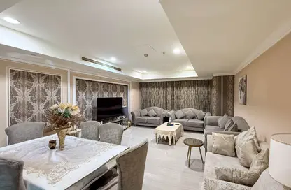 Apartment - 2 Bedrooms - 3 Bathrooms for rent in West Porto Drive - Porto Arabia - The Pearl Island - Doha