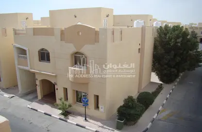 صورة لـ مبنى خارجي فيلا - 5 غرف نوم - 4 حمامات للايجار في شارع ام السنيم - عين خالد - الدوحة ، صورة رقم 1