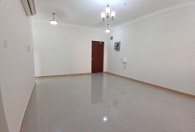 965340 - Property Image 2