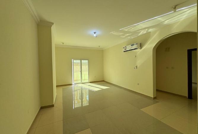 952248 - Property Image 3