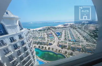 Apartment - 3 Bedrooms - 3 Bathrooms for rent in Floresta Gardens - Floresta Gardens - The Pearl Island - Doha