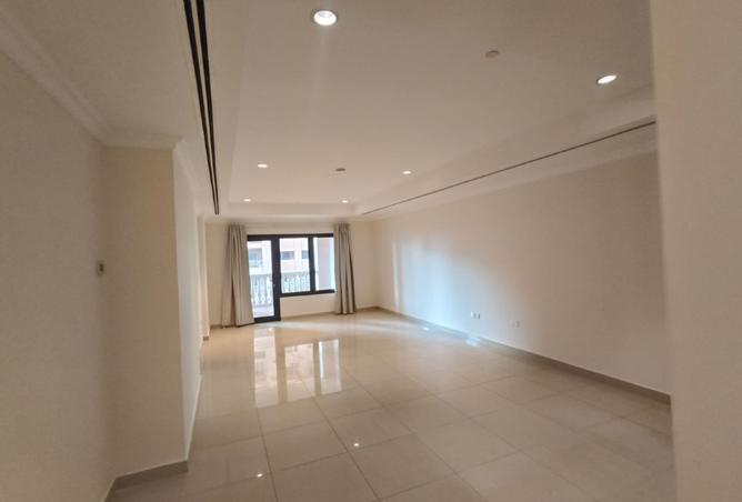 988968 - صورة العقار 3