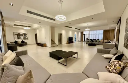 فيلا - 5 غرف نوم - 6 حمامات للايجار في سميسمة - سميسمة - الخور