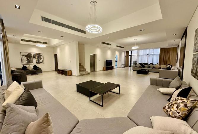 951601 - Property Image 2