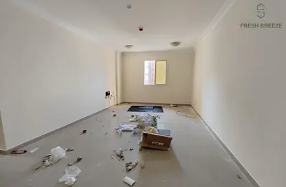 Apartment - 2 Bedrooms - 2 Bathrooms for rent in Umm Ghuwalina - Umm Ghuwailina - Doha