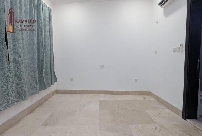 928658 - Property Image 3