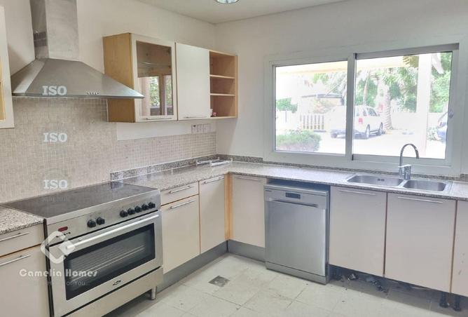 907968 - Property Image 2