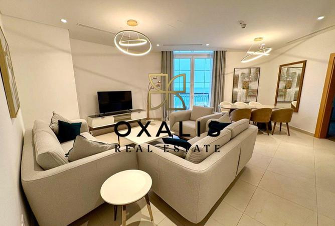 990288 - Property Image 2