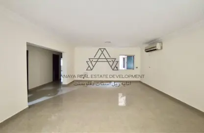 Apartment - 2 Bedrooms - 2 Bathrooms for rent in Al Mansoura - Doha