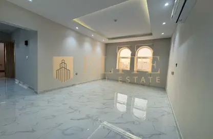 Apartment - 2 Bedrooms - 3 Bathrooms for rent in Madinat Khalifa Building 58 - Madinat Khalifa South - Madinat Khalifa - Doha