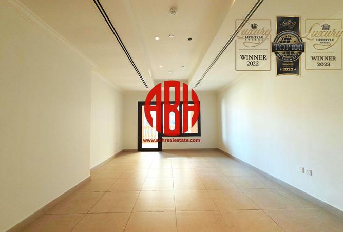 970142 - Property Image 2