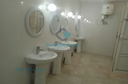 سكن عمال - استوديو - 1 حمام للايجار في أم صلال علي - أم صلال على - الدوحة