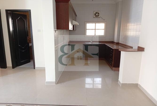 982788 - Property Image 3