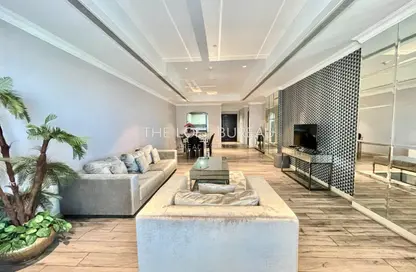 Apartment - 1 Bedroom - 2 Bathrooms for rent in East Porto Drive - Porto Arabia - The Pearl Island - Doha