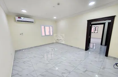 شقة - 2 غرف نوم - 2 حمامات للايجار في بن عمران - فريج بن عمران - الدوحة
