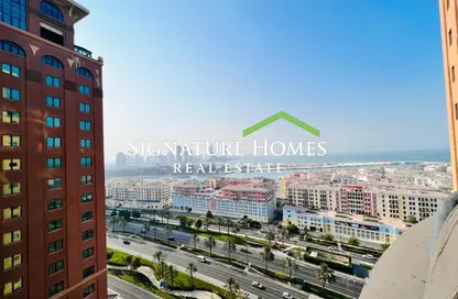 Apartment - 1 Bedroom - 2 Bathrooms for rent in Tower 13 - Porto Arabia - The Pearl Island - Doha