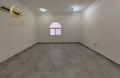 Apartment - 2 Bedrooms - 2 Bathrooms for rent in Muntazah 7 - Al Muntazah - Doha