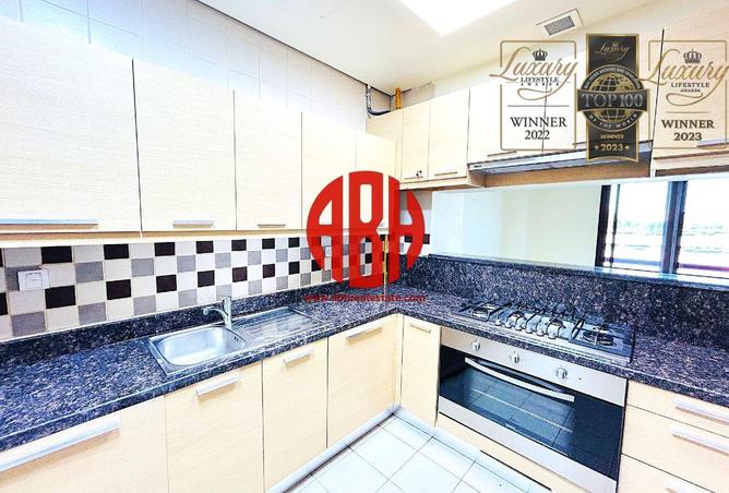 966993 - Property Image 3