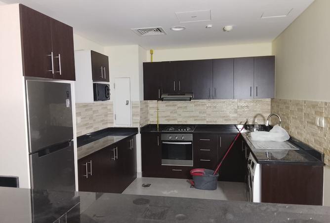 992450 - Property Image 2