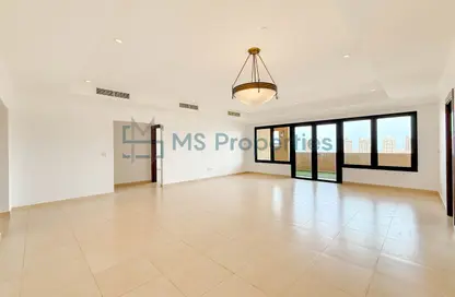 Apartment - 3 Bedrooms - 4 Bathrooms for rent in West Porto Drive - Porto Arabia - The Pearl Island - Doha