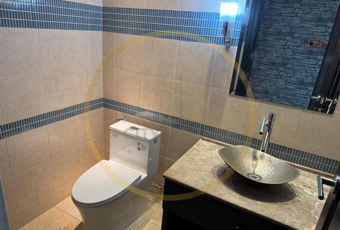 958372 - Property Image 3