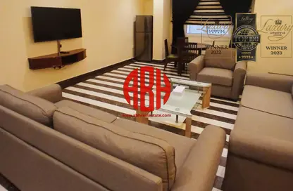 Apartment - 1 Bedroom - 2 Bathrooms for rent in Banks street - Musheireb - Doha