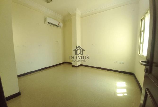 995362 - Property Image 2