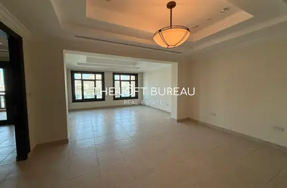Townhouse - 1 Bedroom - 2 Bathrooms for rent in West Porto Drive - Porto Arabia - The Pearl Island - Doha