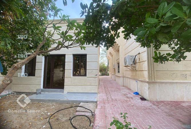 988076 - Property Image 2