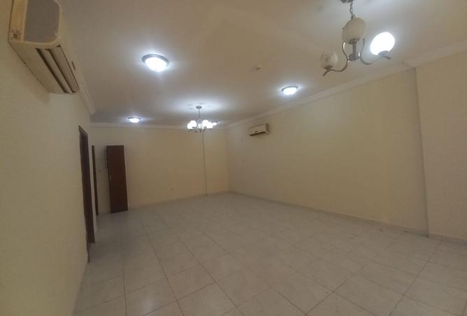 997674 - Property Image 2