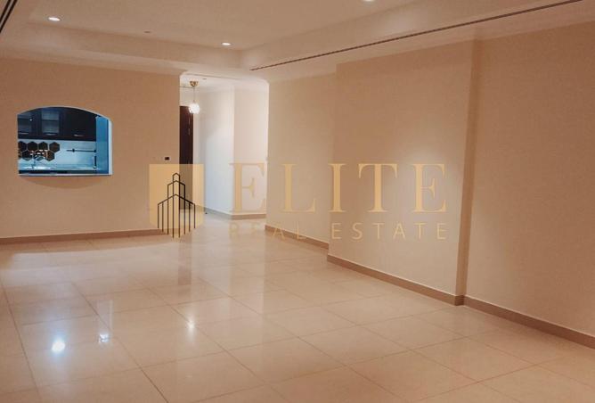 965315 - Property Image 3