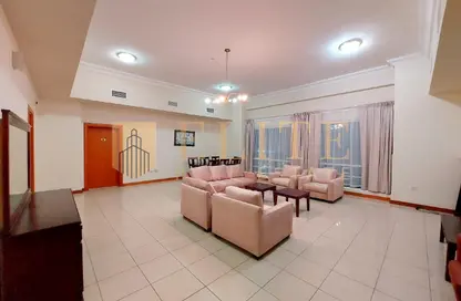 Apartment - 2 Bedrooms - 3 Bathrooms for rent in West Bay Tower - West Bay - West Bay - Doha