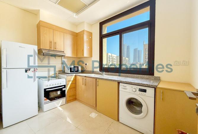 951385 - Property Image 3