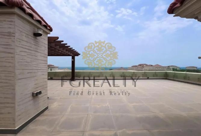 930045 - Property Image 3