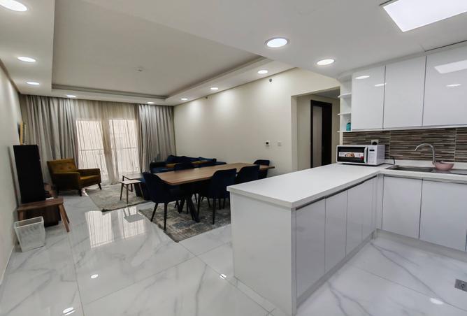 983011 - Property Image 2