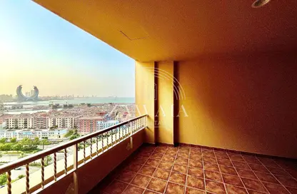 Apartment - 2 Bedrooms - 2 Bathrooms for rent in West Porto Drive - Porto Arabia - The Pearl Island - Doha