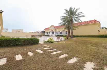 Villa - 5 Bedrooms - 6 Bathrooms for sale in Umm Salal Ali - Umm Salal Ali - Doha
