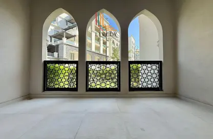 Apartment - Studio - 1 Bathroom for rent in Floresta Gardens - Floresta Gardens - The Pearl Island - Doha