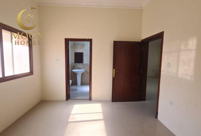 1005881 - Property Image 3