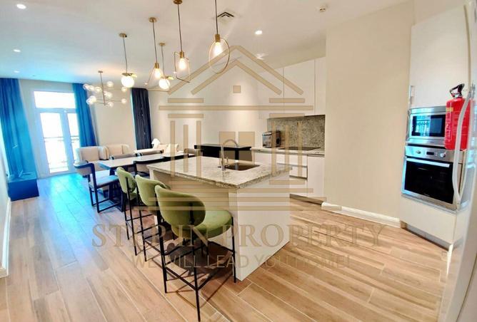 987542 - Property Image 2