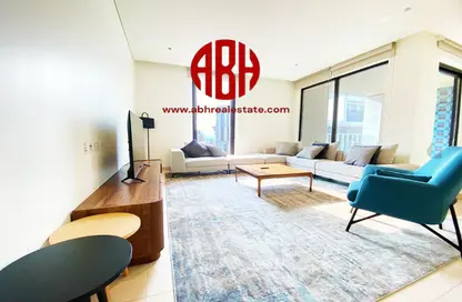 Living Room image for: Apartment - 2 Bedrooms - 3 Bathrooms for rent in Baraha North 1 - Baraha North Apartments - Msheireb Downtown Doha - Doha, Image 1