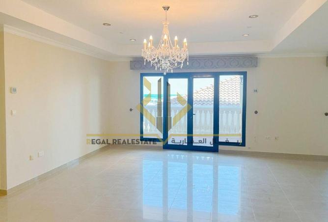 881976 - Property Image 3