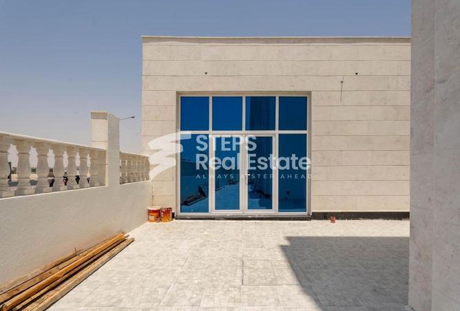 929472 - Property Image 3
