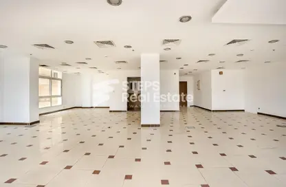 Office Space - Studio - 1 Bathroom for rent in Abraj Bay - Abraj Quartiers - The Pearl Island - Doha