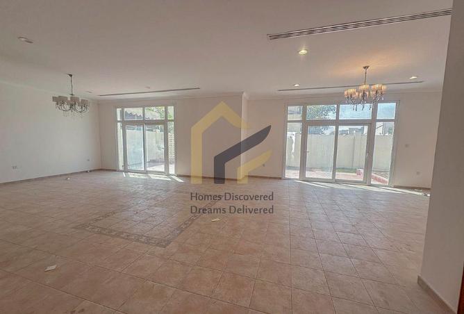 944788 - Property Main Image