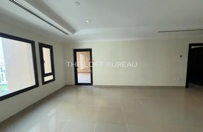 Apartment - 1 Bedroom - 2 Bathrooms for rent in West Porto Drive - Porto Arabia - The Pearl Island - Doha