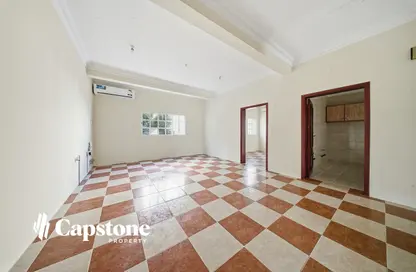 شقة - 3 غرف نوم - 2 حمامات للايجار في منتزه 7 - المنتزه - الدوحة