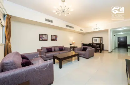 Apartment - 3 Bedrooms - 3 Bathrooms for rent in Gulf Residence 13 - Al Muntazah - Doha